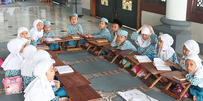belajar-mengaji-surabaya-800x400